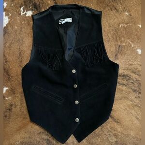 Woman’s Black vest 🖤